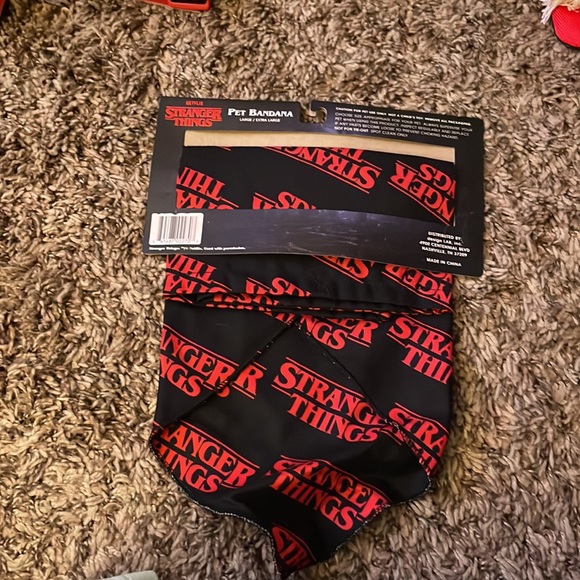 Stranger Things - Picture 2 of 2